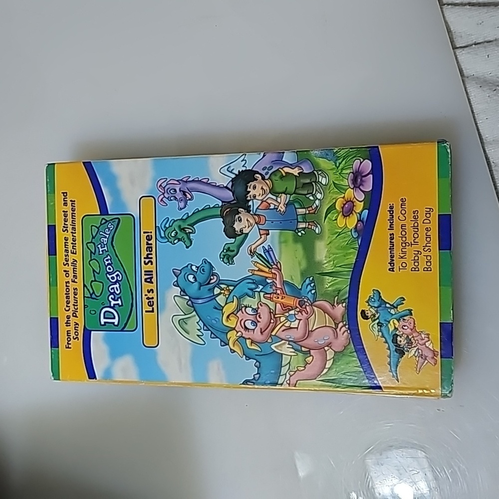 Vintage Dragon Tales "Let's all share" Vhs